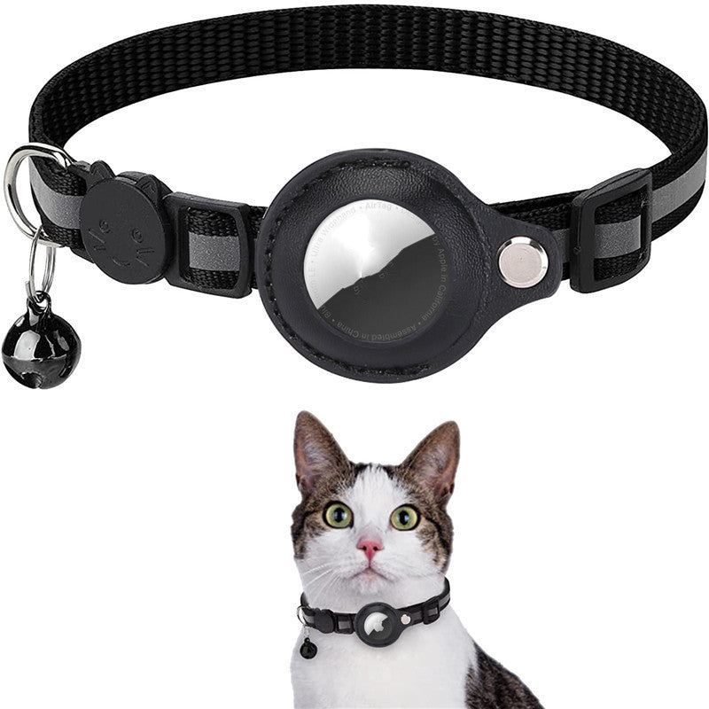 Trackable Cat Collar with Built-In AirTag Holder - PetLuxe Essentials 