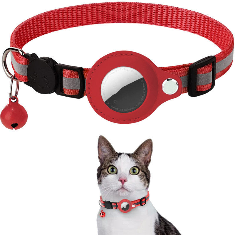 Trackable Cat Collar with Built-In AirTag Holder - PetLuxe Essentials 